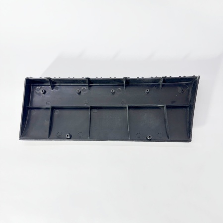 Накладка подножки правая FOTON 1069 Е2 (белый) (1B20084500008)