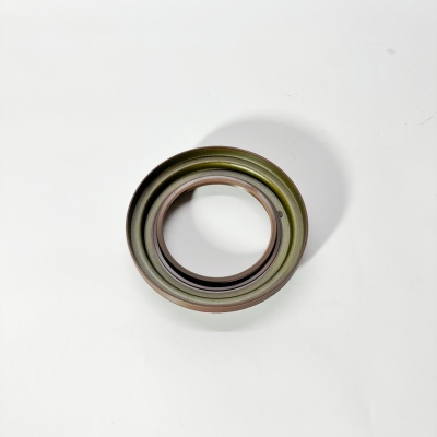 Сальник хвостовика заднего моста FOTON 1128 S120 1138 YUTONG ZK6129 HIGER KLQ6891 (80*125*12/26)