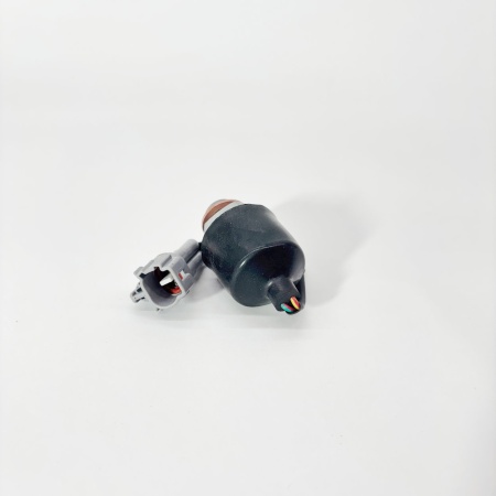 Датчик включения сигнала торможения (лягушка) FOTON 1093 1099 1138 3251 (1B24937300058)