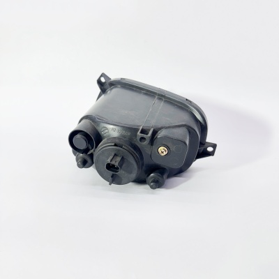Фара противотуманная правая FOTON 1039 Aumark (12V) (дубликат) (1B18037100052)