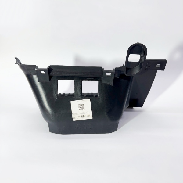 Подножка кабины левая ISUZU NQR71 NQR75 (пластик) (BOSKET) (8979978540)