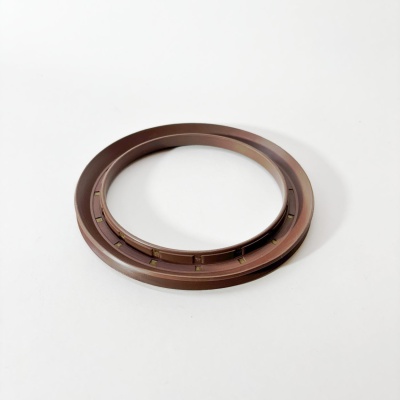 Сальник ступицы задней внутренний FOTON 1129 (104х135х9) (310404008)