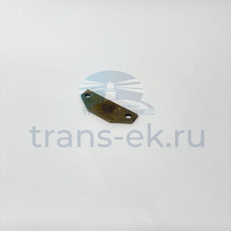 Пластина стопорная пальца передней рессоры ТАТА 613 ( 264032108201 )